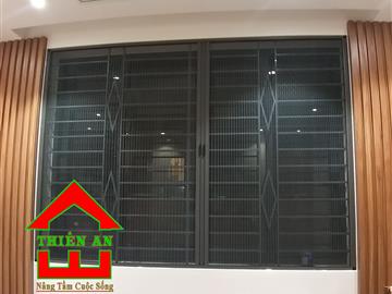 Lắp cửa lưới tại nhà phố chị Hà | Lý Tuệ, quận Tân Bình