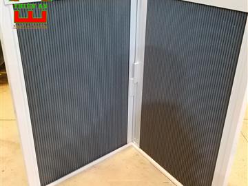 Cửa rèm cách nhiệt có ray 8mm
